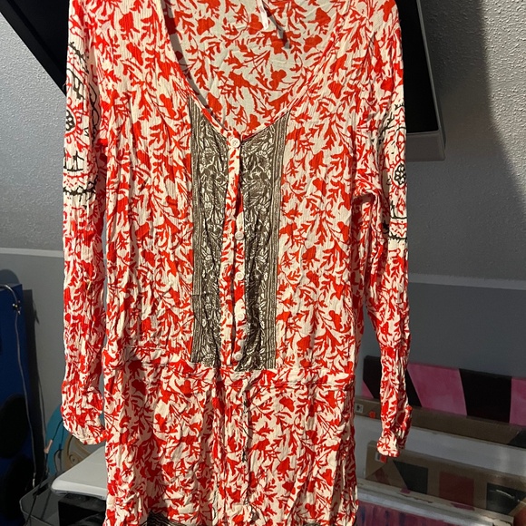 Romper - Picture 1 of 2